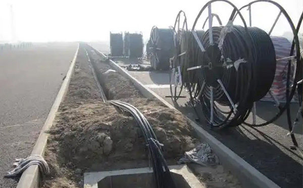 现代通信网络建设指南:武威光缆施工全流程技术解析与质量控制 现代通信网络建设指南:武威光缆施工全流程技术解析与质量控制